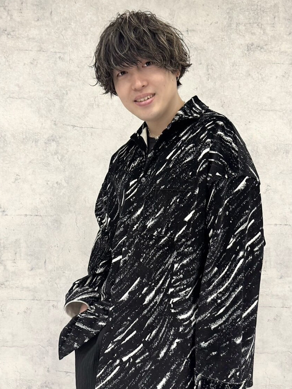 男性スタイリスト