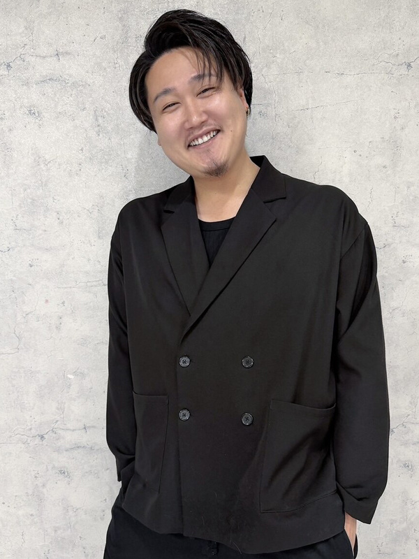 男性スタイリスト